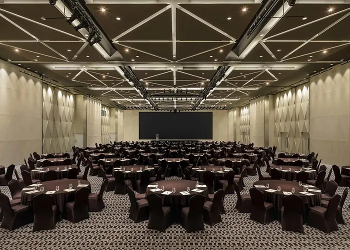 Hotel nahe College: Novotel Ambassador Seoul Yongsan